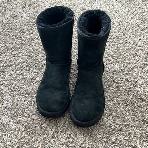 UGGs black size 8